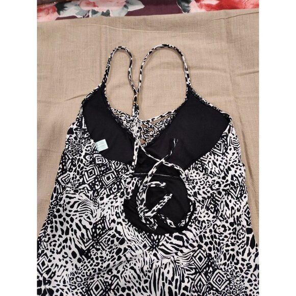 $115 Playa Swim Collection One Piece Tribal Tropical Swimsuit 16 XL Black White - Picture 9 of 12